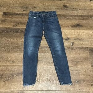 Lucky brand skinny jeans‎ 4/27